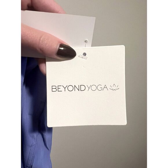 NWT Beyond Yoga Colorblock Go Retro Jacket Periwinkle Cloud/True White M - Picture 9 of 14